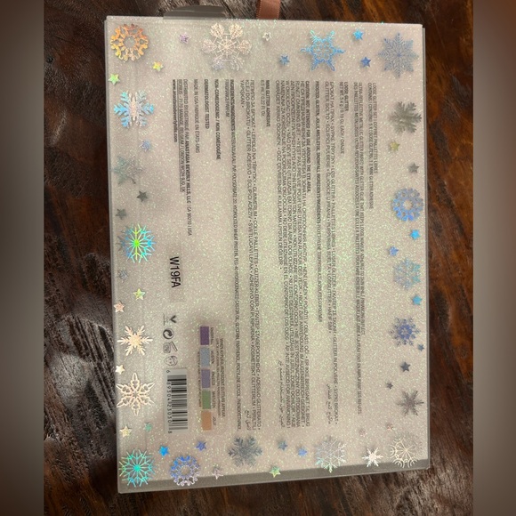 Anastasia Beverly Hills Loose Glitter Kit with four Vials of Glitter & Adhesive - Picture 3 of 4